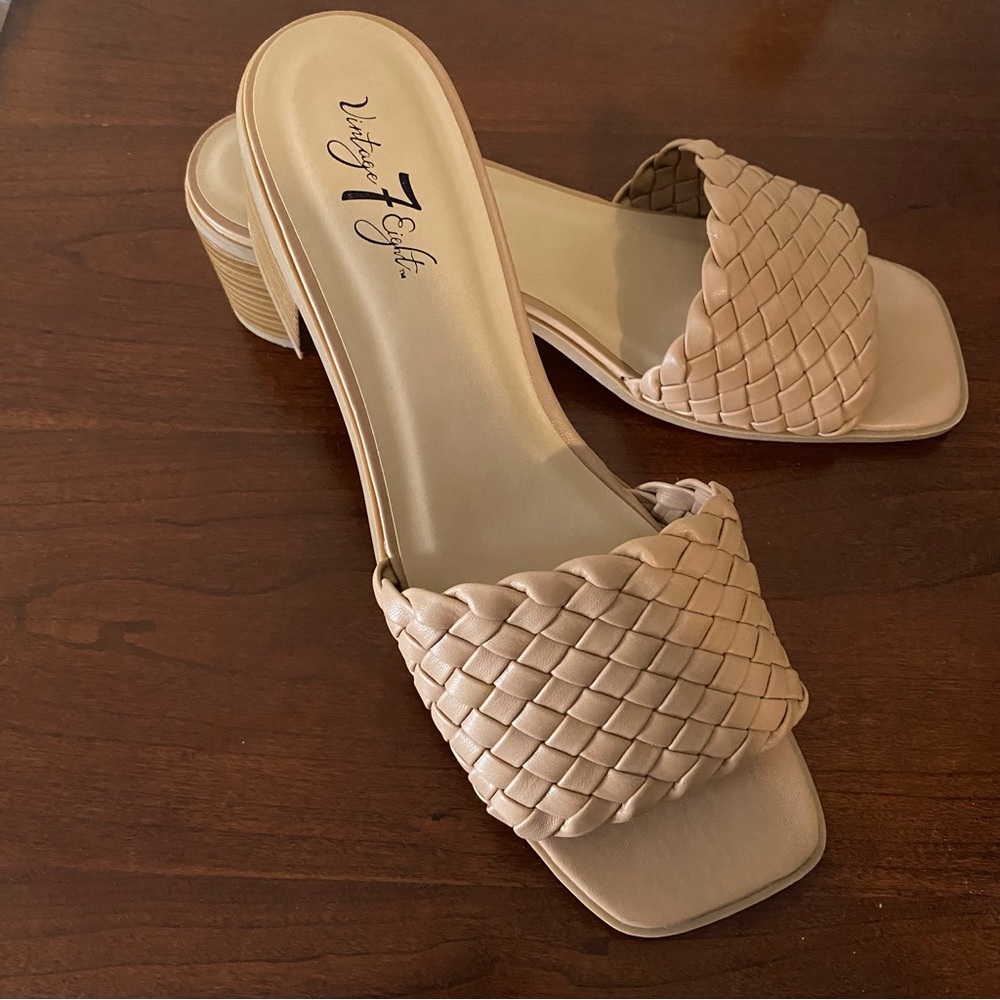 Vintage 7 Eight Mule Sandal with Heel | Tan | Size 11M